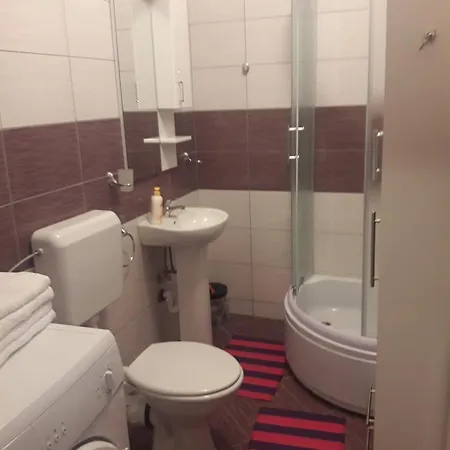 Apartman 2s *